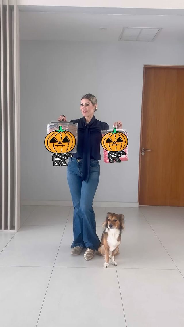 Instagram post by @ivonneorsini for Walmartpr. Caption reads: Definitivamente Firu tiene más flow que yo.....