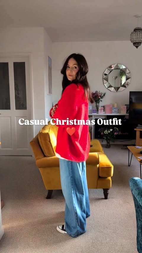 Instagram post by @lauradopamineoutfits for Abbott Lyon. Caption reads: Festive but make it comfortable ❤️
I’m all about....