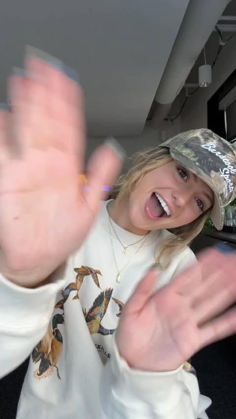 Instagram post by @hannah.montoya for Gametime. Caption reads: [...] to enter now through the link!....