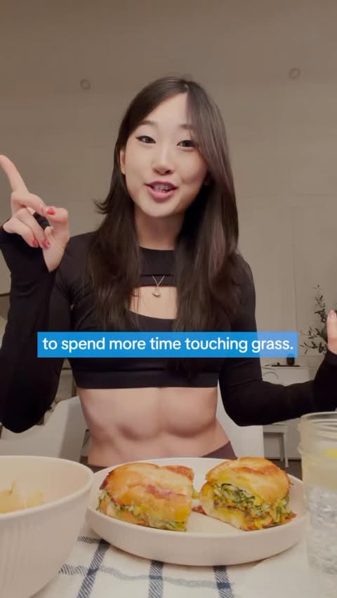 Instagram post by @emma.meili for MyFitnessPal. Caption reads: we're saving time AND brainpower this year...

so....