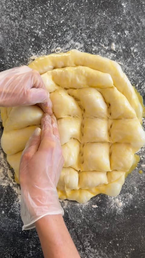 Instagram post by @natashas_baking for Pyrex. Caption reads: [...] my ingredients fresh in these beautiful....