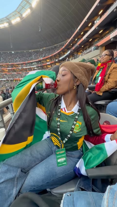 Instagram post by @zayaan4 for Coca-Cola South Africa. Caption reads: The gees doesn’t have to stop here! 🇿🇦🏉🇫🇷.....