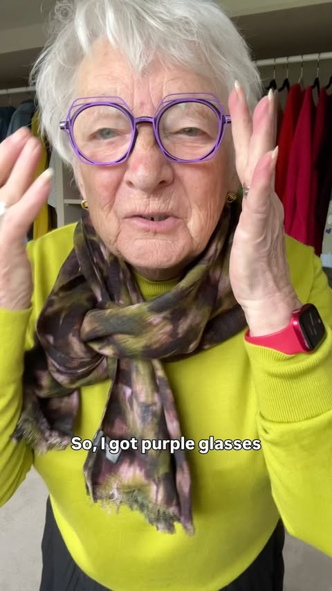 Instagram post by @vivthecarer for Snag. Caption reads: I’ve got purple glasses! They go with my Snag....