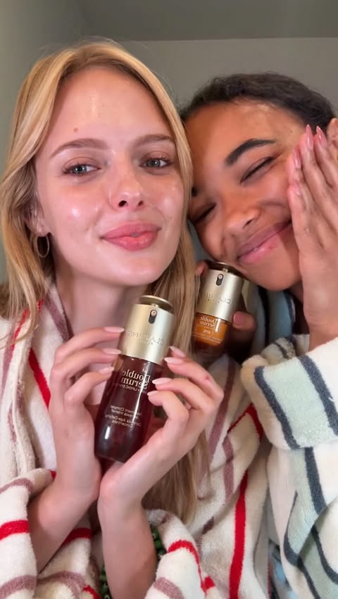 Instagram post by @jessicabelkin for Clarins. Caption reads: [...] glowing with my bestie & Double Serum ✨....
