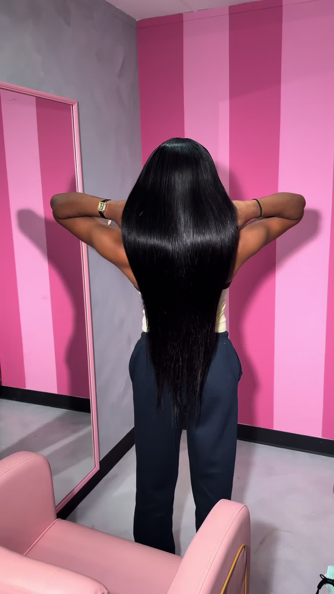 TikTok post by @daediornails for Le Beauté. Caption reads: [...] that gets bone straight 😌😍😍😍😍@Lebeaute....