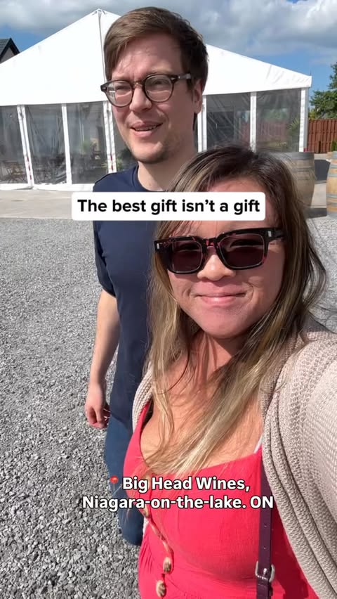 Instagram post by @bigheadwines for Narcity. Caption reads: When you’ve been together for years, gift shopping....