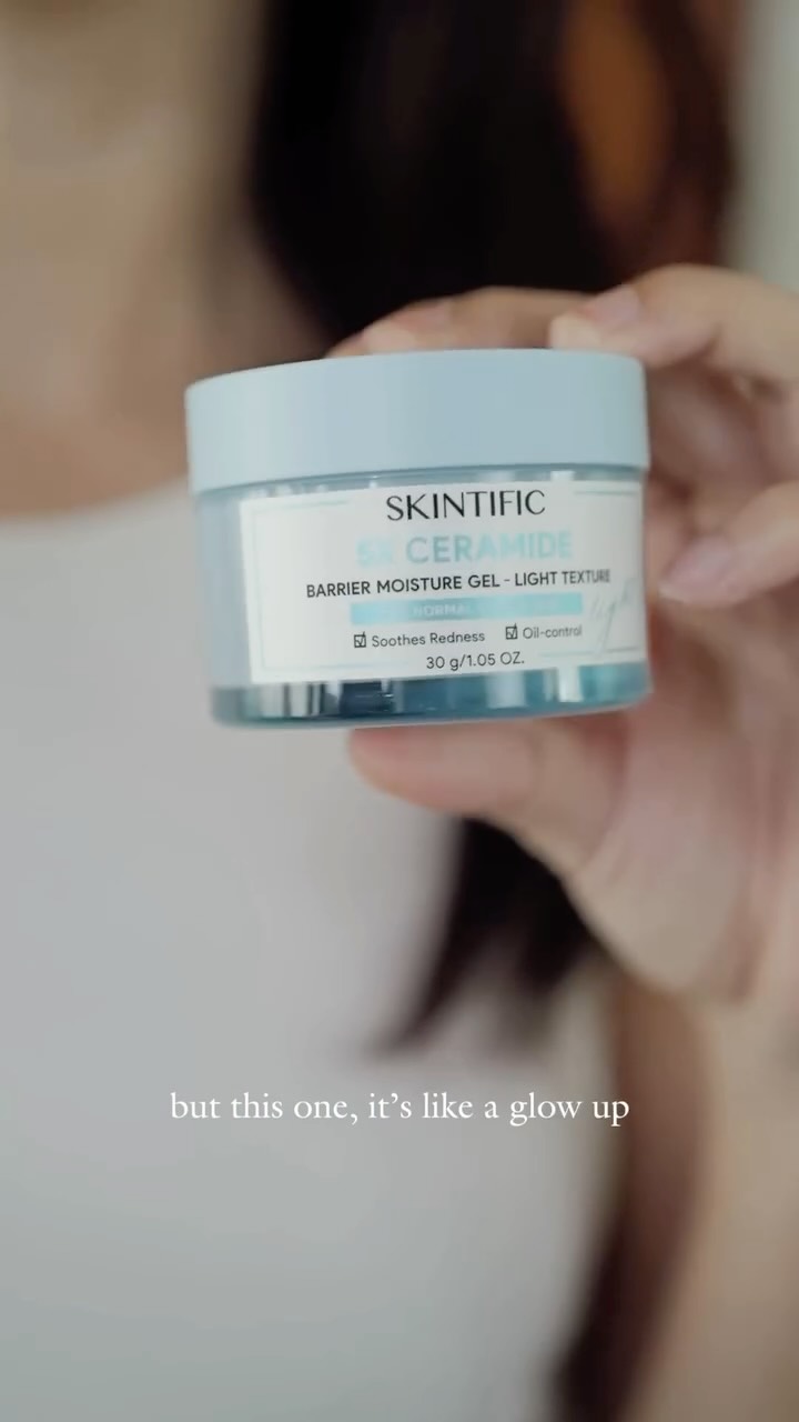 Instagram post by @daiyantrisha for Skintific. Caption reads: Lighter texture, better results 💙 The 5X Ceramide....