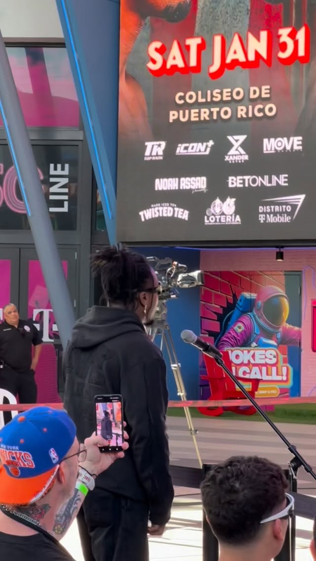 Instagram post by @realpacman24 for BetOnline.ag. Caption reads: It’s almost show time @betonline_ag @politelyraw....