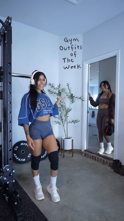 Instagram post by @jessmoreno__ for Gymshark. Caption reads: 24 hours ONLY! Code Jessie10 for EXTRA 25%....