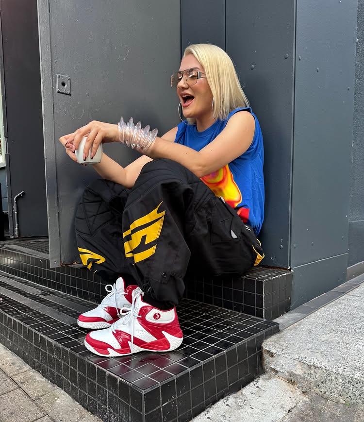 Instagram post by @ewelinagralak for CCC. Caption reads: 🚨 new fav shoes alert 🚨
w zeszłym tygodniu....