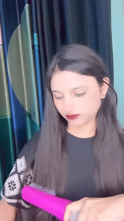 Instagram post by @sakshi_jain_goyal for Ktein Cosmetics. Caption reads: 💖 Style it your way, every day Easy, quick & made....