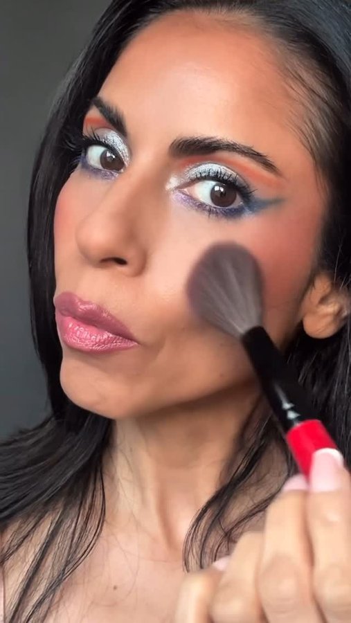 Instagram post by @beautybubble0326 for Aora Makeup. Caption reads: @aoramakeup - #gifted . Aora is clean beauty,....