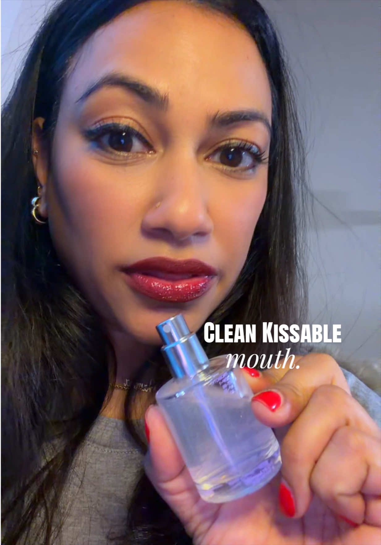 TikTok post by @aamnizzle for CEELIKE & MSDRWIKEY Oral Care. Caption reads: [...] - convenient compact size @CEELIKE &....
