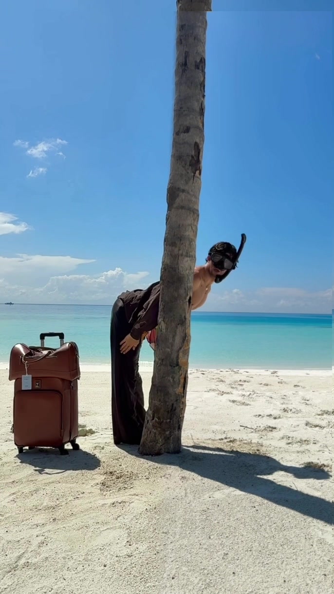 TikTok post by @itssamsalter for Marriott Bonvoy. Caption reads: IN PARADISE 📍Ritz-Carlton Maldives @Marriott....