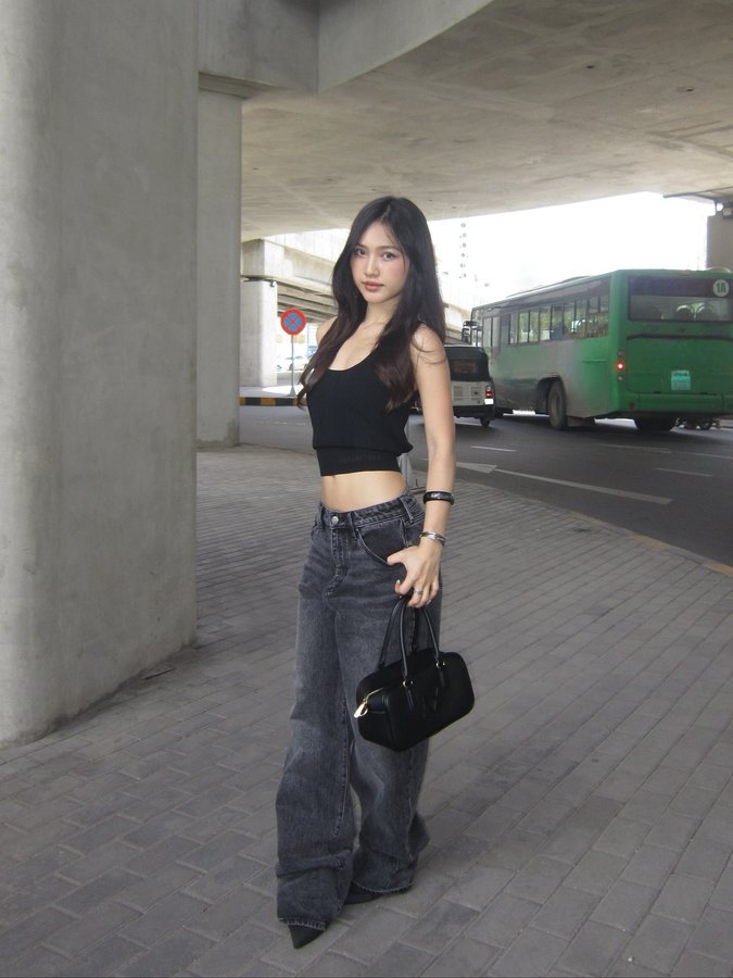 Instagram post by @soopanhaa for Armani Exchange. Caption reads: [...] and I’m loving it.

@theonecardclub....