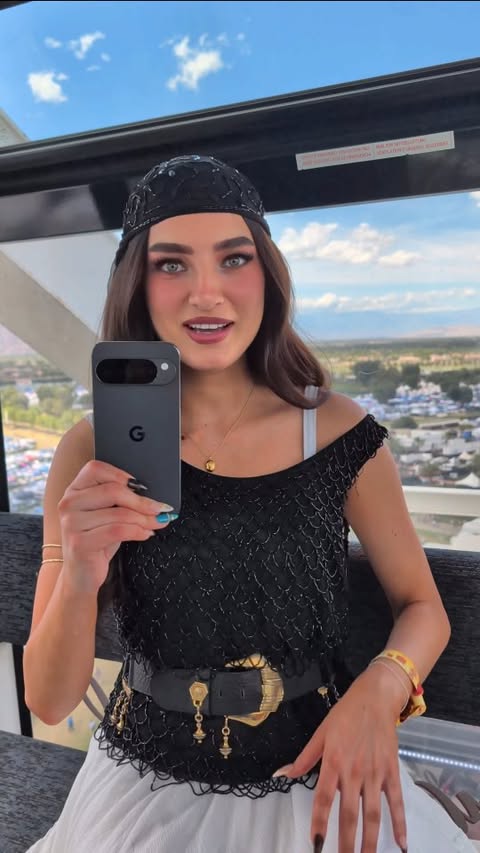 Instagram post by @savanahmosss for Google Pixel. Caption reads: [...] When the festival moves fast, @googlepixel....