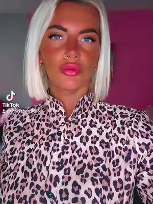 TikTok post by @chazzabear8835 for uoozee. Caption reads: @UOOZEE FASHION #uoozee #uoozeefashion #leopard....
