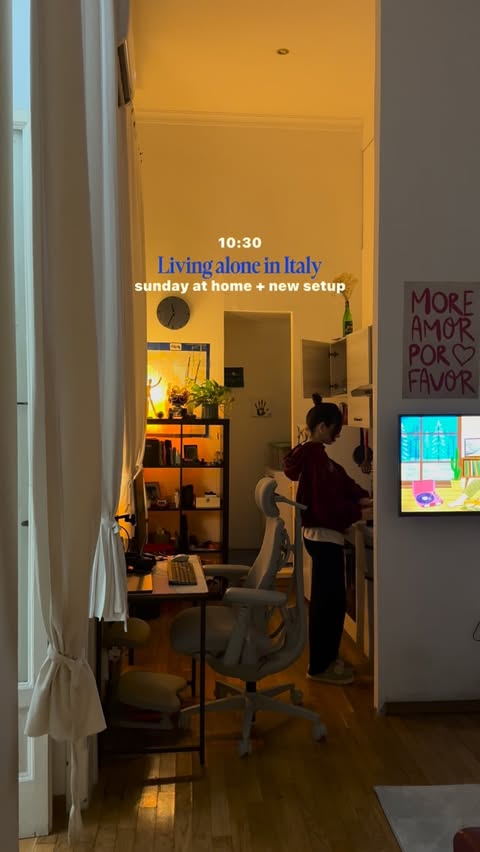 Instagram post by @thedvlprl for ASUS. Caption reads: day in my life [sunday] & i’m happy with my new....