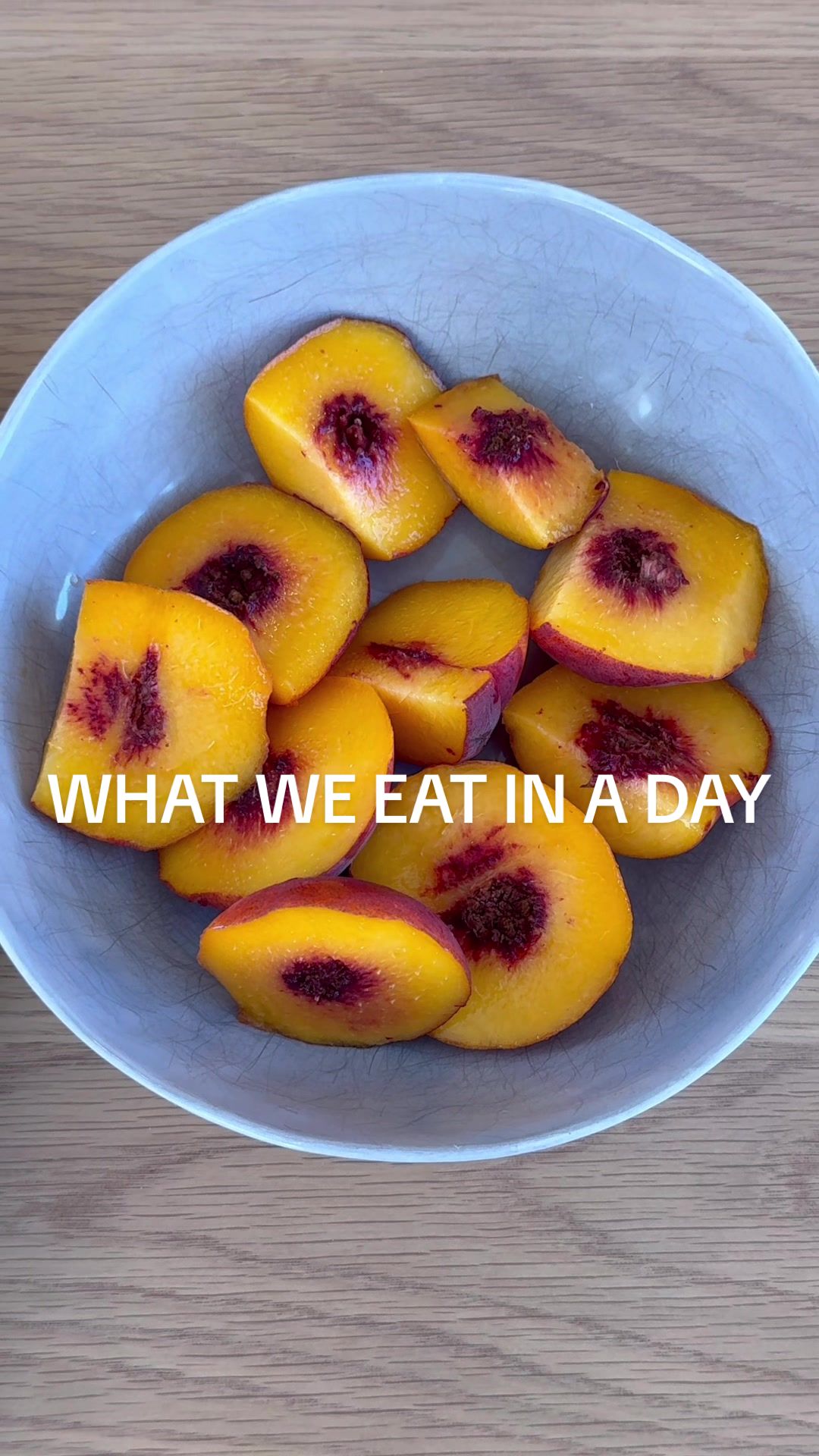 TikTok post by @hay_hess for Arrae. Caption reads: THE WINGS WERE SO GOOD IM SHOCKED🤯....