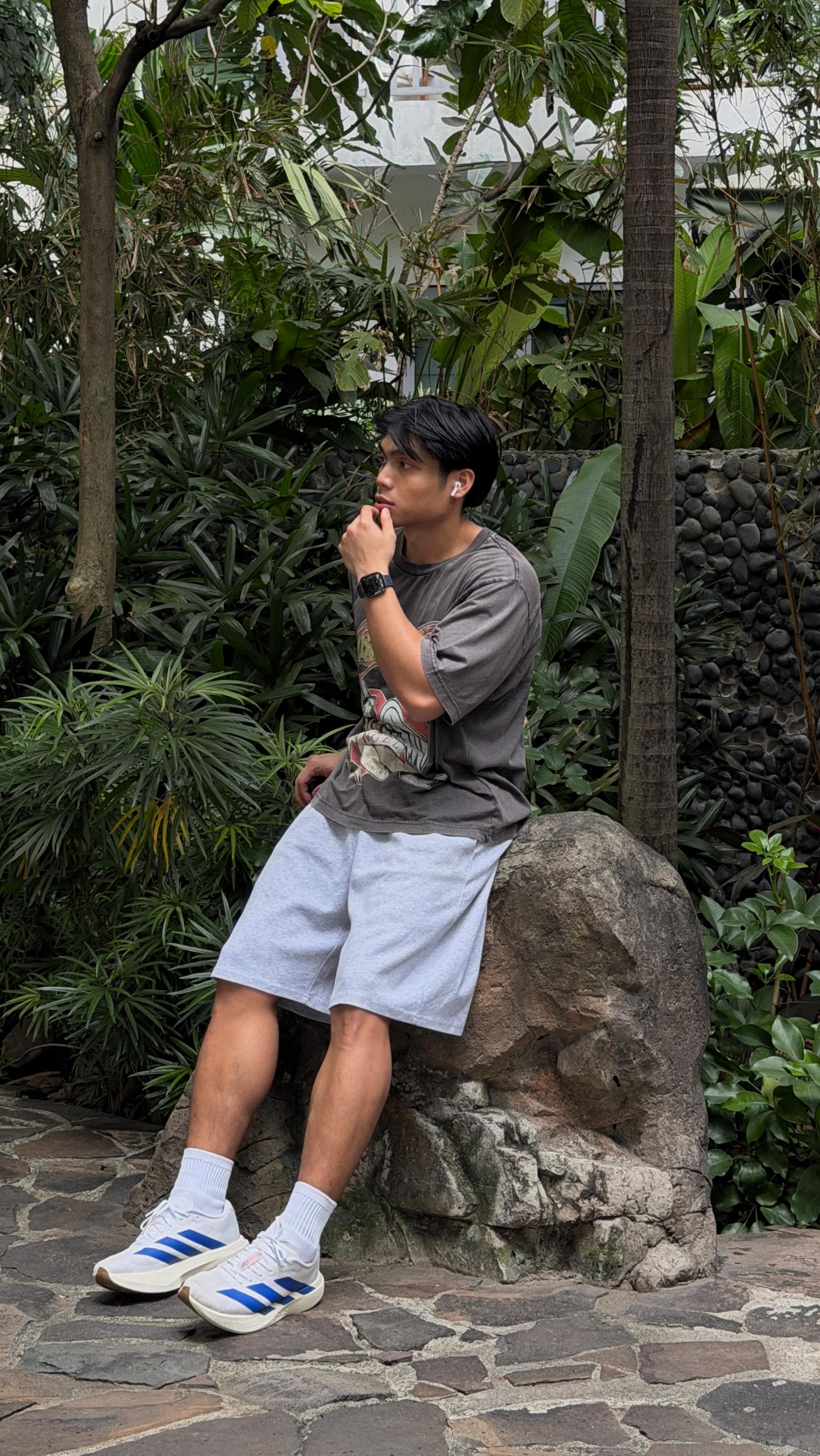 Instagram post by @gtrrzbryn_ for Amazfit. Caption reads: 5km run with my new smartwatch....