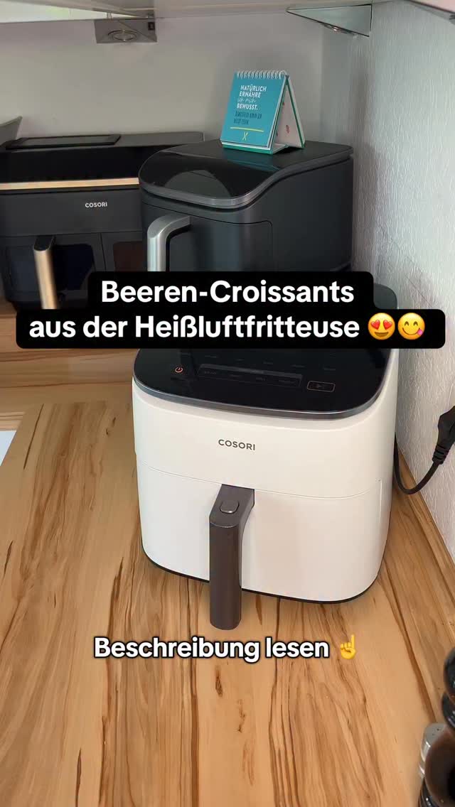 Instagram post by @meinehlf for COSORI. Caption reads: [...] Markeninhalt / Verlinkung....