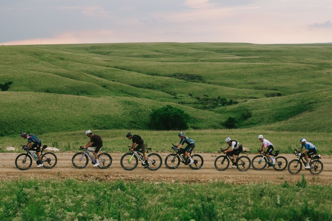 Instagram post by @robingemperle for SCOTT Sports. Caption reads: [...] #ad #sponsored collab @scottsports @.