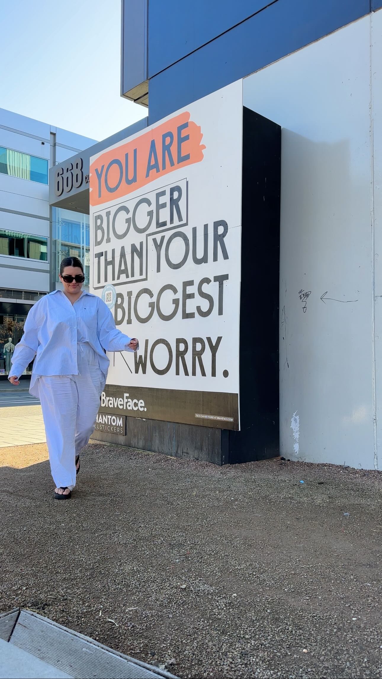 Instagram post by @lovingelliesbelly for BraveFace. Caption reads: Worry walls are located ⤵️

Auckland

📍 71....