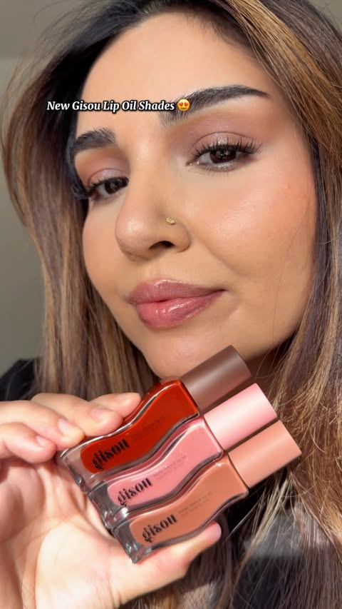 Instagram post by @selinareviews for Space NK. Caption reads: [...] much pigment they give! ✨ Available at....