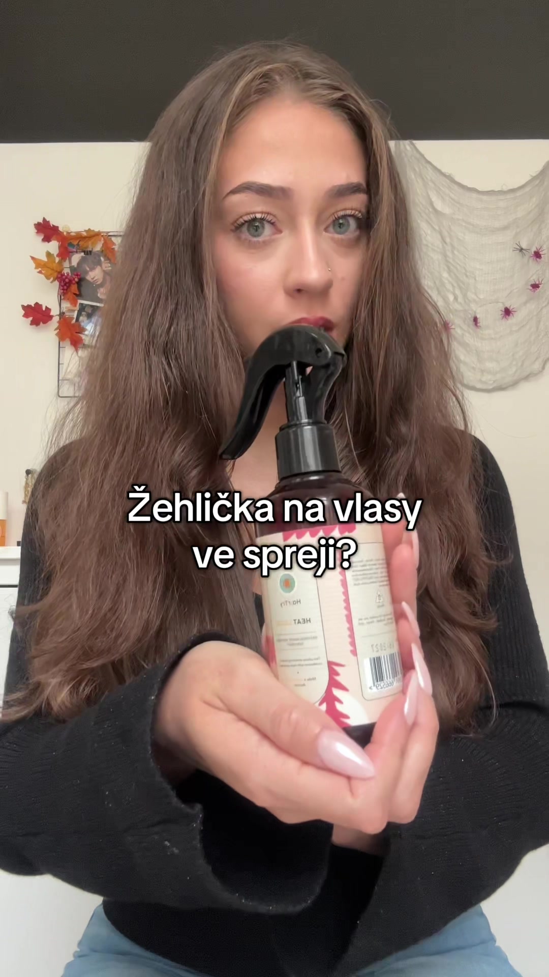 TikTok post by @iklaudi2 for Cosibella. Caption reads: [...] ve spreji? Odkaz najdete u mě v biu!....