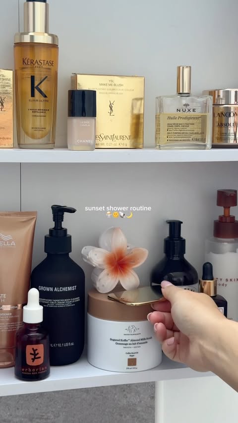 Instagram post by @withdanielle_ for Grown Alchemist. Caption reads: [...] Koffie Almond Milk Scrub @grownalchemist....