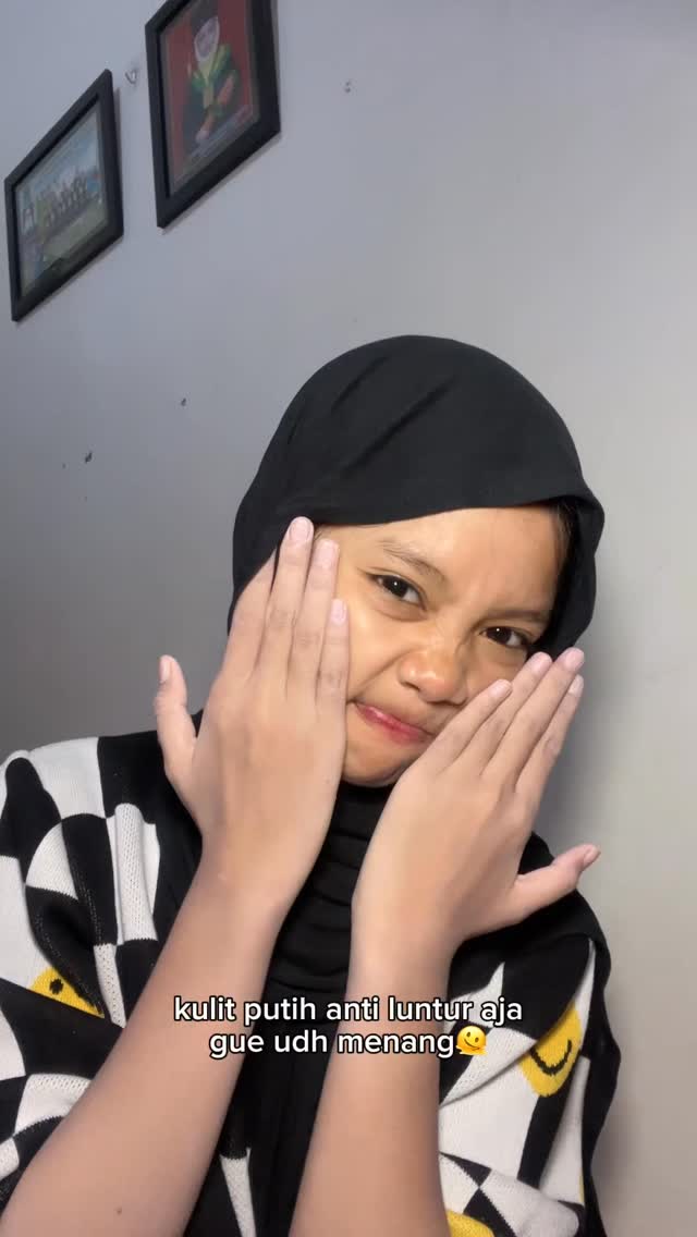 Instagram post by @aqila_faz for Brighty Indonesia. Caption reads: Bisa seputih itu loh 🙀
@brighty_id 

#bodyserum....