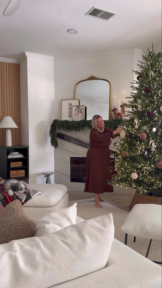 Instagram post by @kristensellentin for Minted. Caption reads: Last year’s memories, made even brighter ✨ Framed....