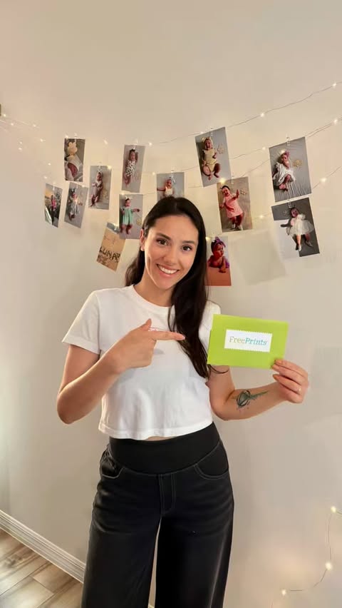 Instagram post by @justgozdem for FreePrints. Caption reads: Create your own cozy photo corner with @freeprints....