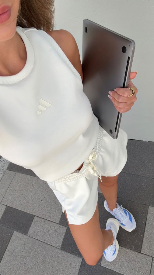 Instagram post by @yanaaaaaak for DICK'S Sporting Goods. Caption reads: Getting through busy days in style, while always....