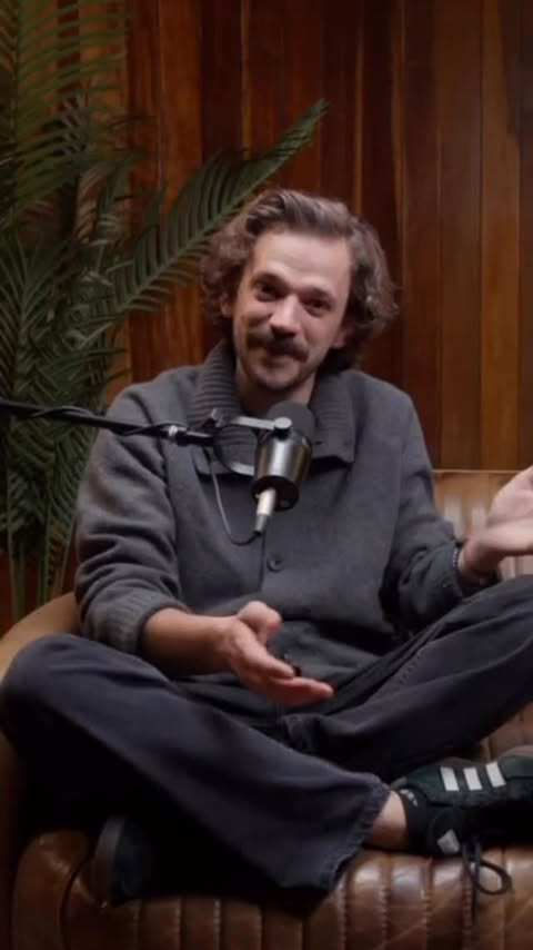 Instagram post by @juanitojicamas for Mercado Libre. Caption reads: [...] a Meli a hablar de E Commerce.....