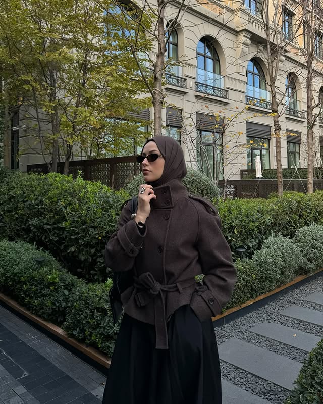 Instagram post by @aysenurcoskunn for SUUD COLLECTION. Caption reads: bugün🤎

#reklam.