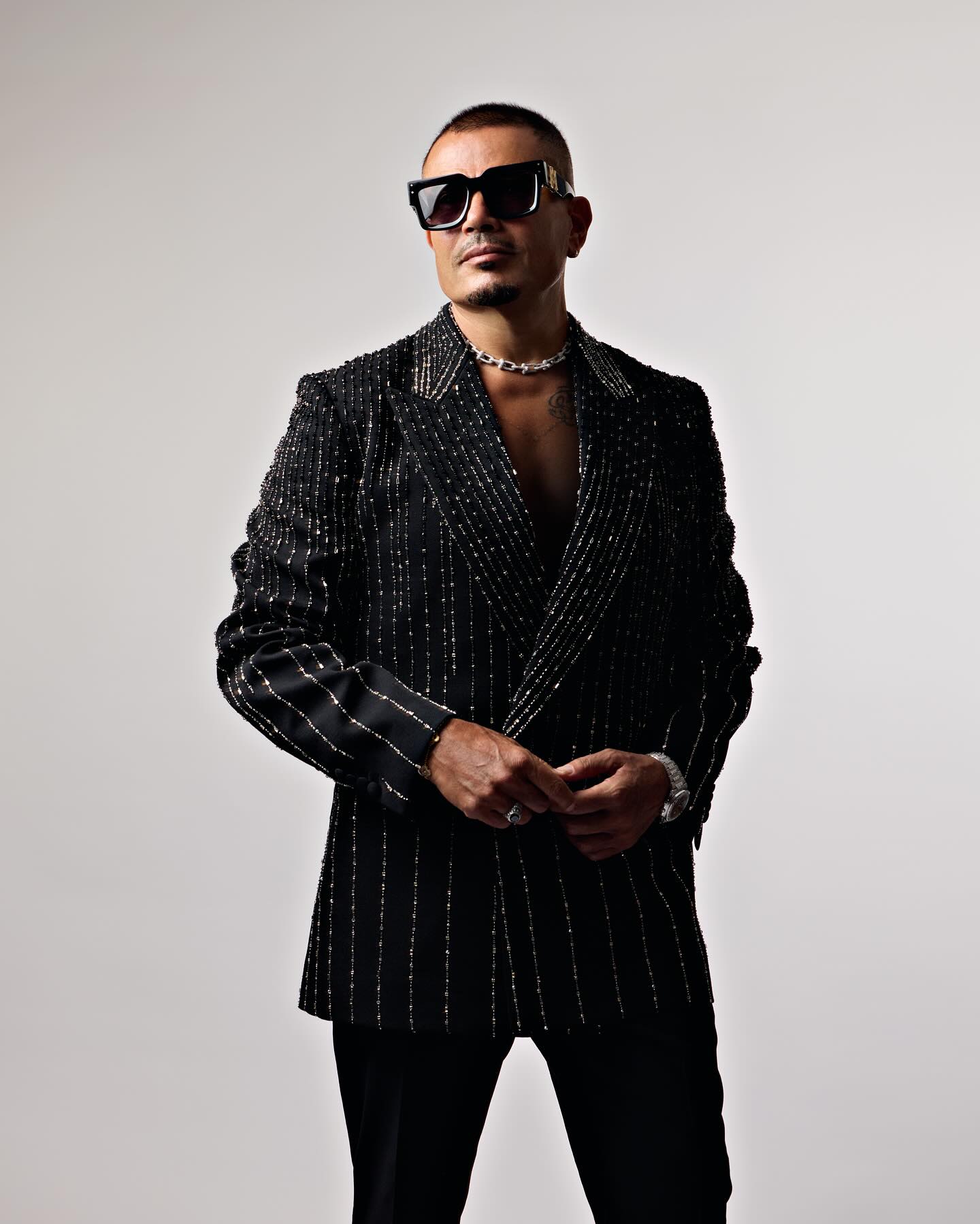 Instagram post by @amrdiab for Apple Music. Caption reads: Experience the legend like never before 🎧 Listen....