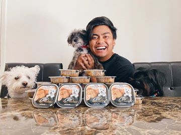 Instagram post by @guava for Cesar Italia. Caption reads: Watches Lady and the Tramp once with the dogs…send....