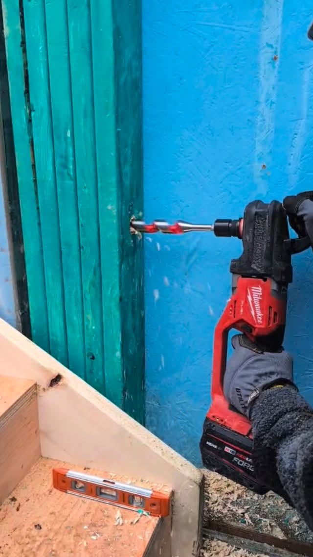 Instagram post by @livinglegendsconstruction for Milwaukee Tool. Caption reads: Engineering is so crazy now. 
Had to put 4 of....