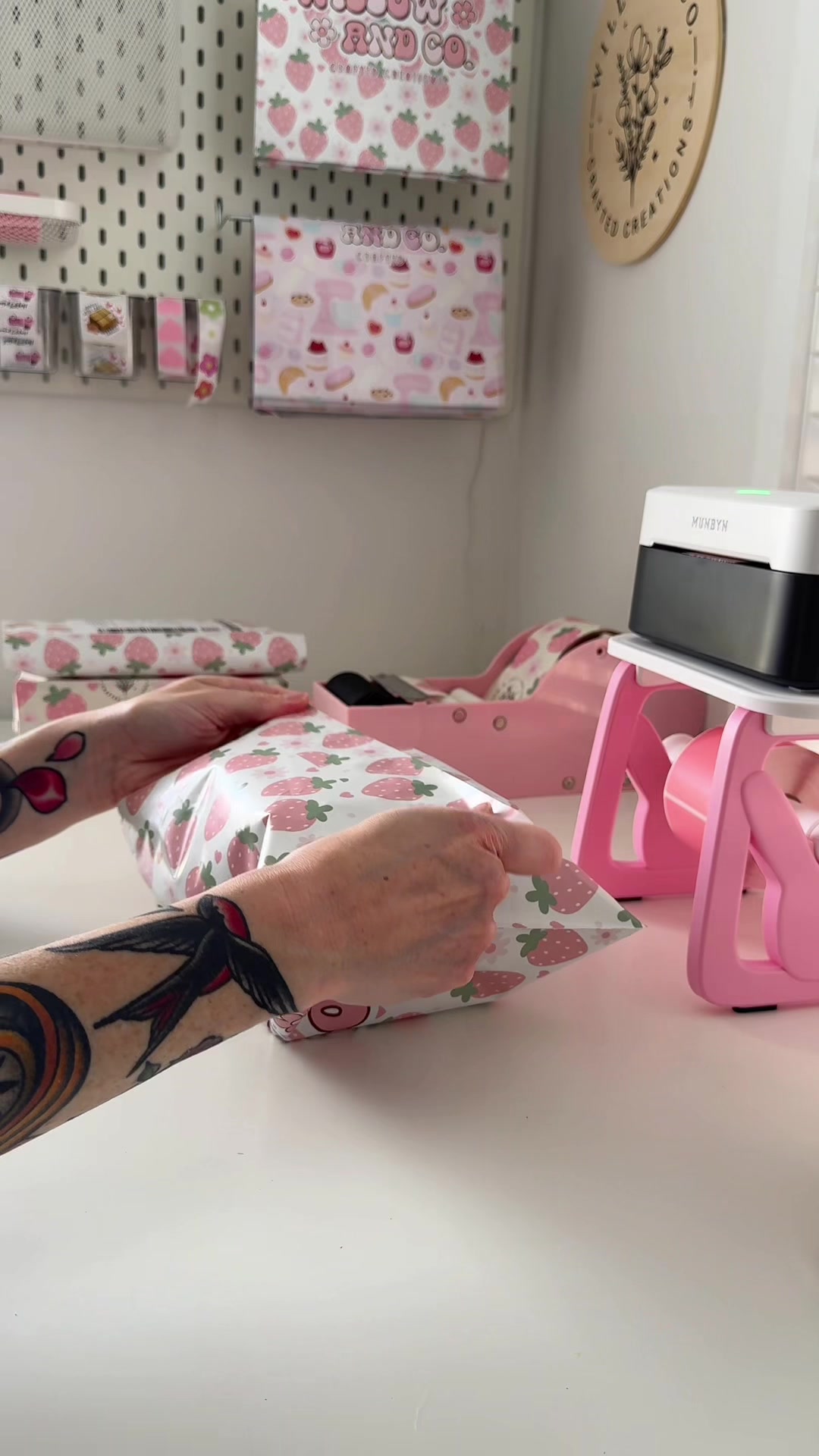 TikTok post by @happymelon.co for MUNBYN. Caption reads: Munbyn thermal printer RW403B — Amazon Finds AU:....