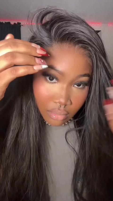 Instagram post by @envytori___ for Arabella Hair. Caption reads: @arabellahairofficial IS DEF FOR THE GIRLS USE MY....