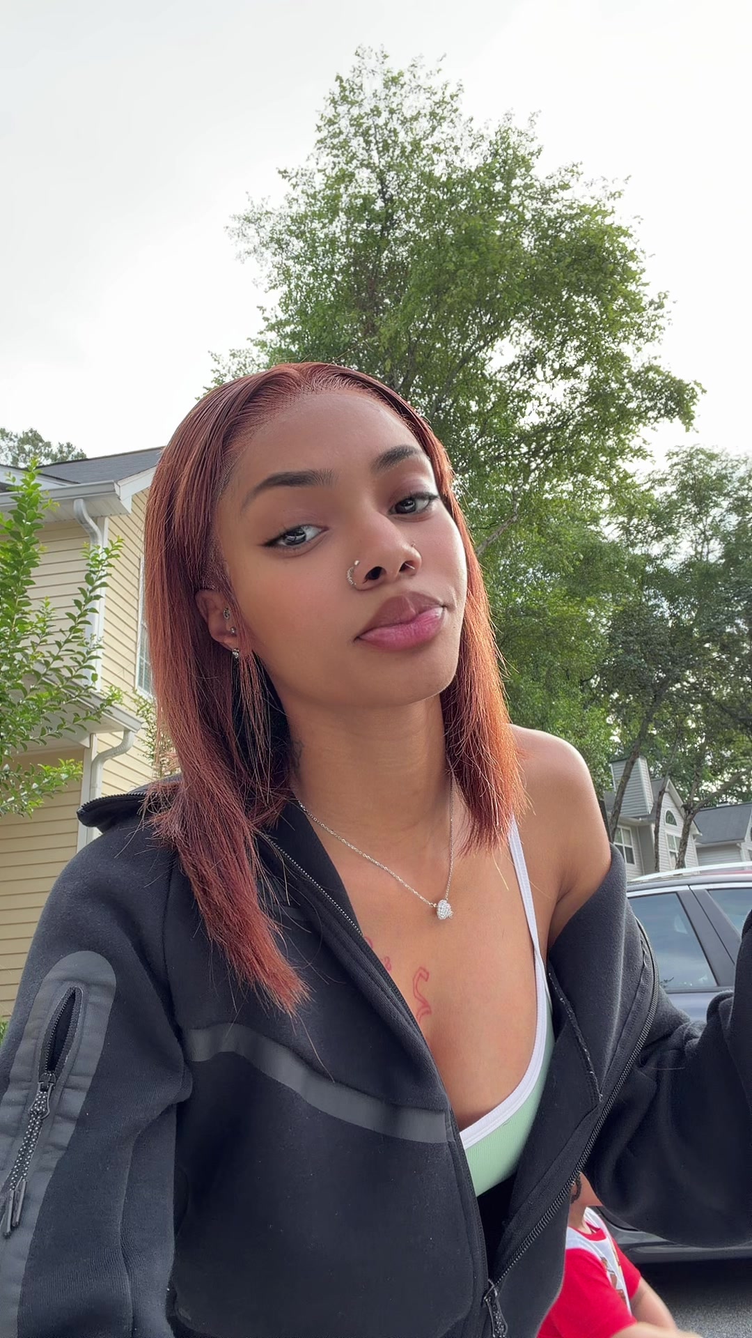 TikTok post by @malanaalajimee2 for Idoli Hair. Caption reads: @Idoli #idolihair #fyp #bob.