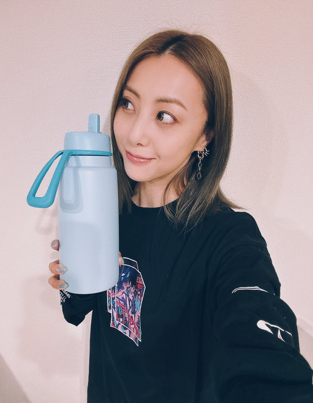 Instagram post by @shizuka_dream06 for b.box body. Caption reads: New My bottle ·͜·♡ @bboxforkidsjapan....