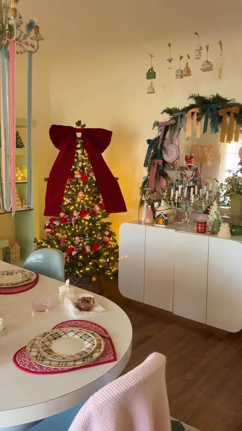 Instagram post by @samswhurld for Balsam Hill. Caption reads: Mind you they won 31-0 😭 no but I’m so obsessed....