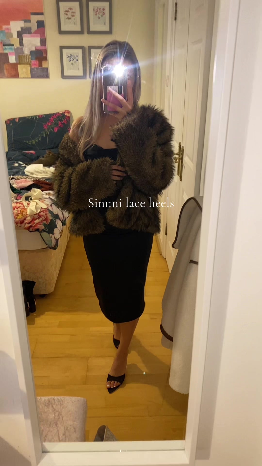 TikTok post by @kiz_r1 for Simmi London. Caption reads: Gorgeous quality heels from @SIMMILONDON #heels....