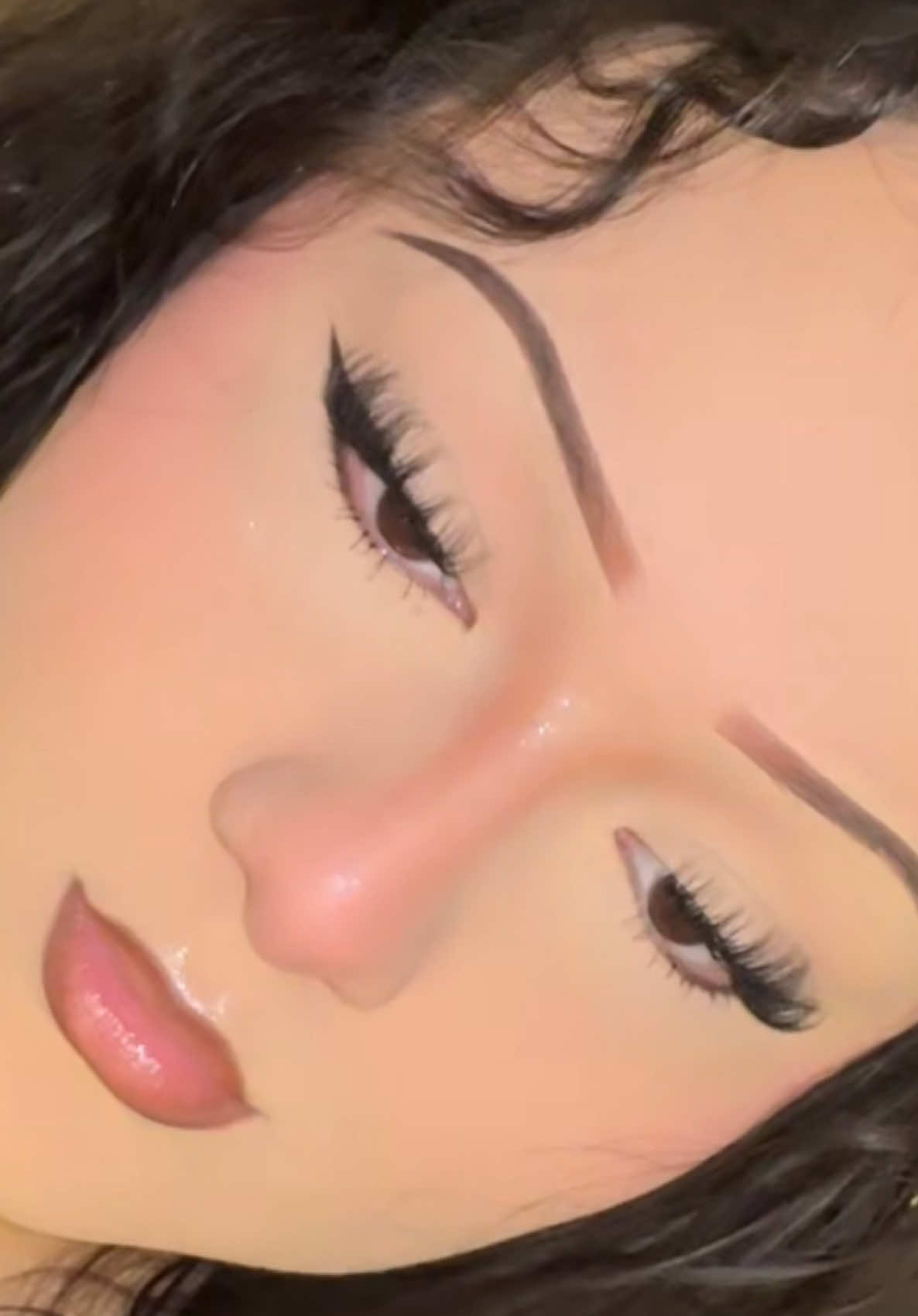 TikTok post by @cakefaceeerose for Airycute Lashes. Caption reads: @Airycute Lashes @Airycute Beauty will forever do....