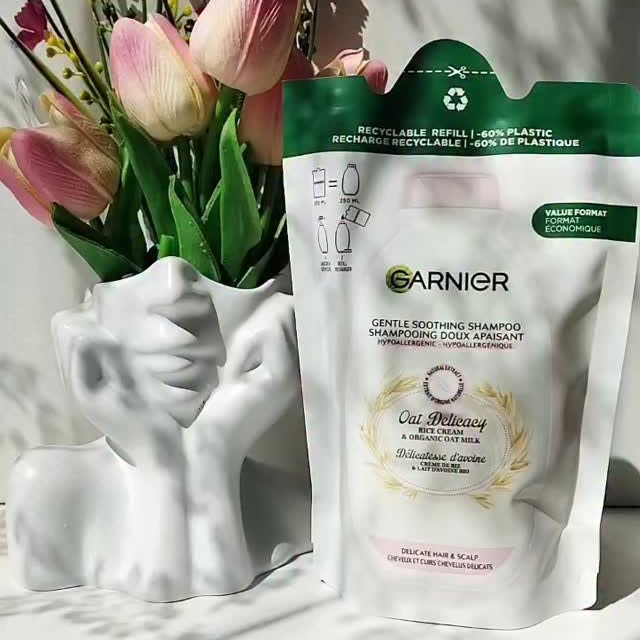 Instagram post by @jti.giulia for Skeepers. Caption reads: 🌿 GARNIER 🌿
#collaborationcommerciale....