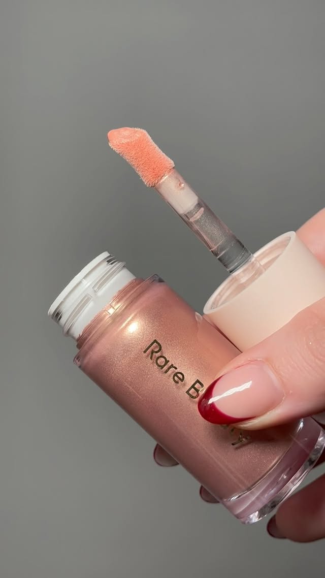 Instagram post by @thecalloftheglow for Hypebae. Caption reads: When your fave shade comes in two versions....