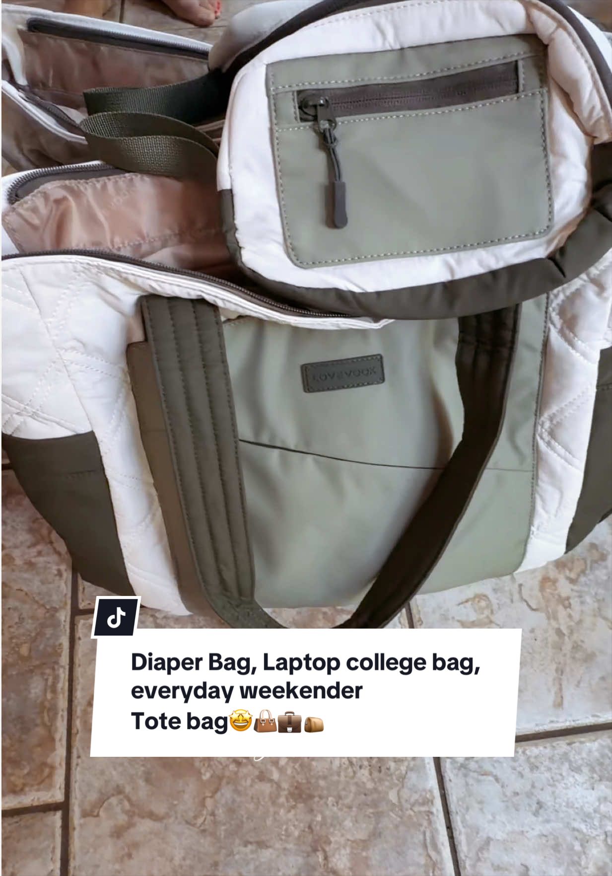 TikTok post by @lnzhope for Lovevook. Caption reads: [...] everyday weekender Tote bag🤩👜💼👝@Lovevook....