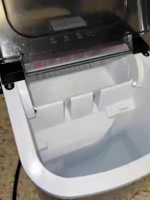 TikTok post by @glossgrab for ACTIVE. Caption reads: [...] with these easy cleaning tablets.@USEACTIVE....